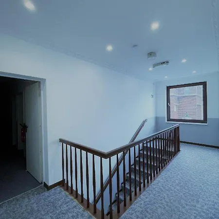 Tyros Und Gaestehaus Am Weidendamm 2* Ганновер