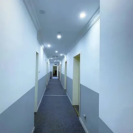 Tyros Und Gaestehaus Am Weidendamm Hotel
